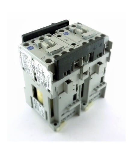 Reversing Contactor, 9A, 24V DC Coil, 2 NO 2 NC Auxiliary Contacts